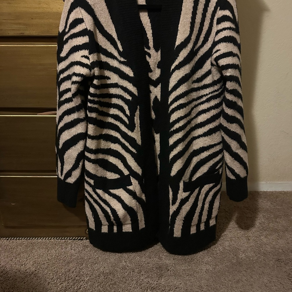 T Tahari Black and Cream Zebra Cardigan